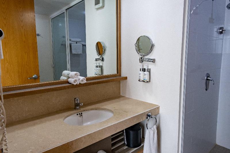 Holiday Inn Express Mexico-Paseo De La Reforma image