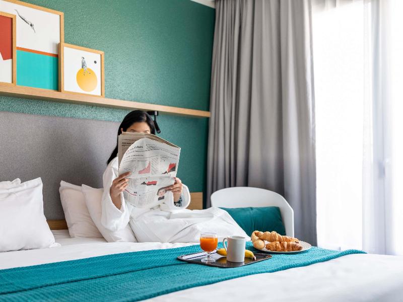 Adagio Aparthotel Annecy Centre image