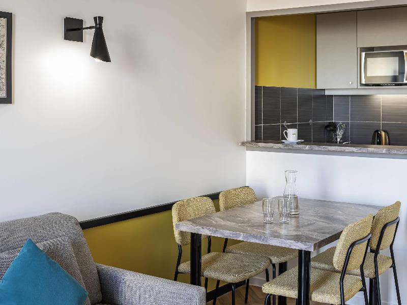 Adagio Aparthotel Paris Montrouge image