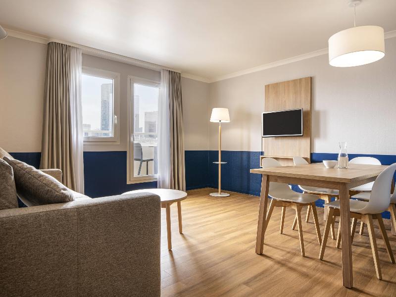 Adagio Aparthotel la Defense Kleber image