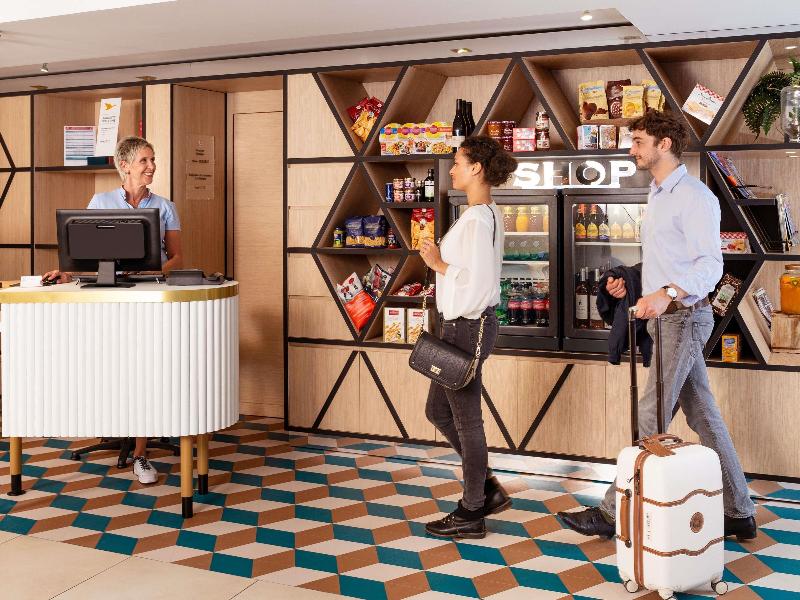 Adagio Aparthotel Monte Cristo image