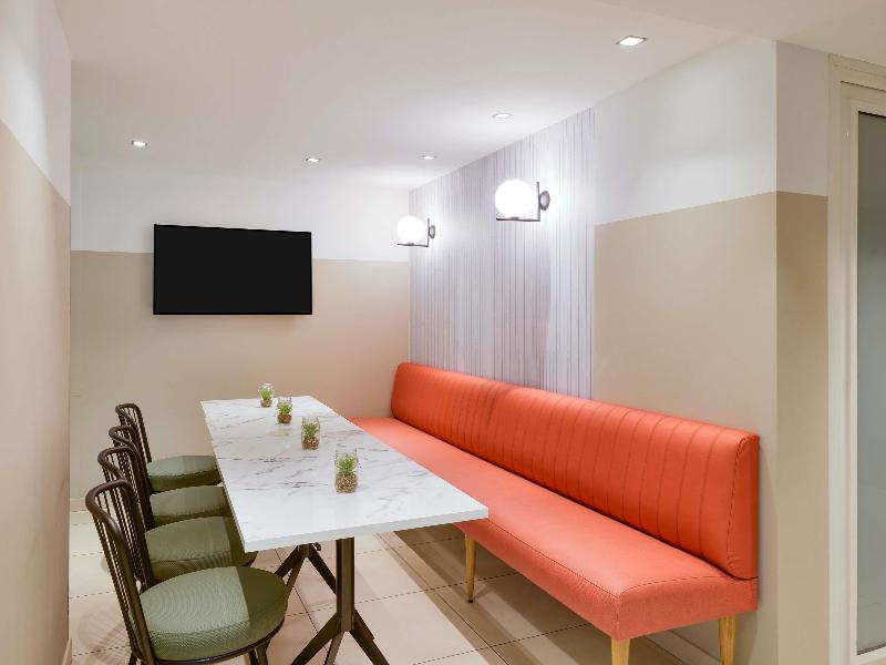 Adagio Aparthotel Monte Cristo image
