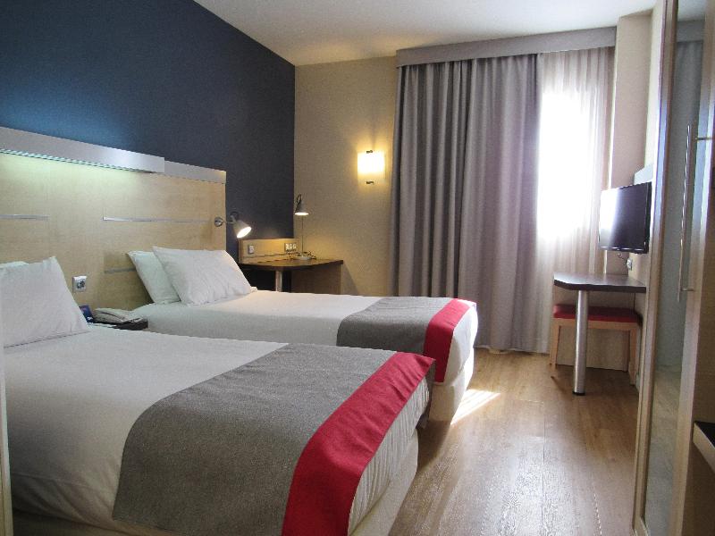 Holiday Inn Express Malaga Airport image