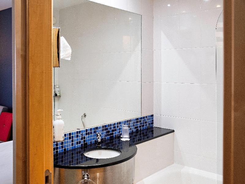 Holiday Inn Express Malaga Airport image