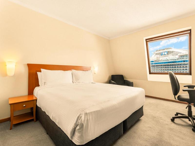 Sydney Harbour Hotel image
