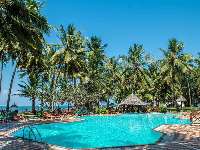 Serena Beach Hotel & Spa image