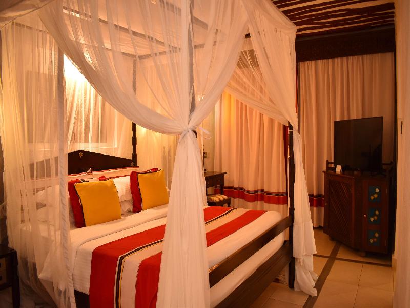 Serena Beach Hotel & Spa image