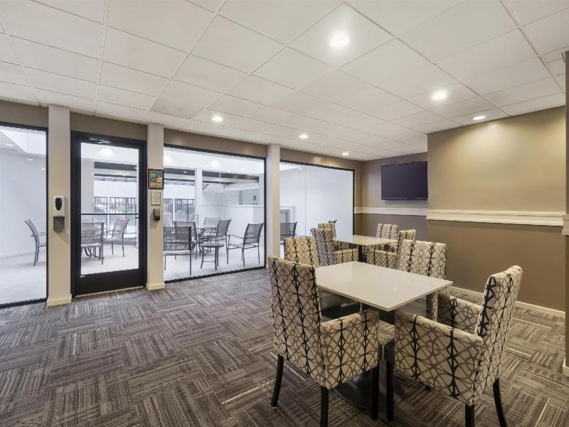 Best Western Seattle Airport Hotel — photo 62
