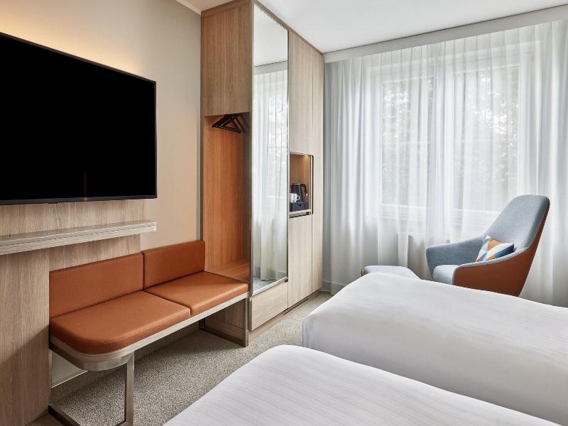 Courtyard by Marriott Dortmund image