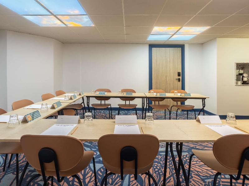 Ibis Styles Strasbourg Centre République image