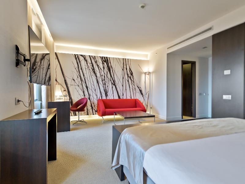Ramada Plaza by Wyndham Bucharest Convention Cente image