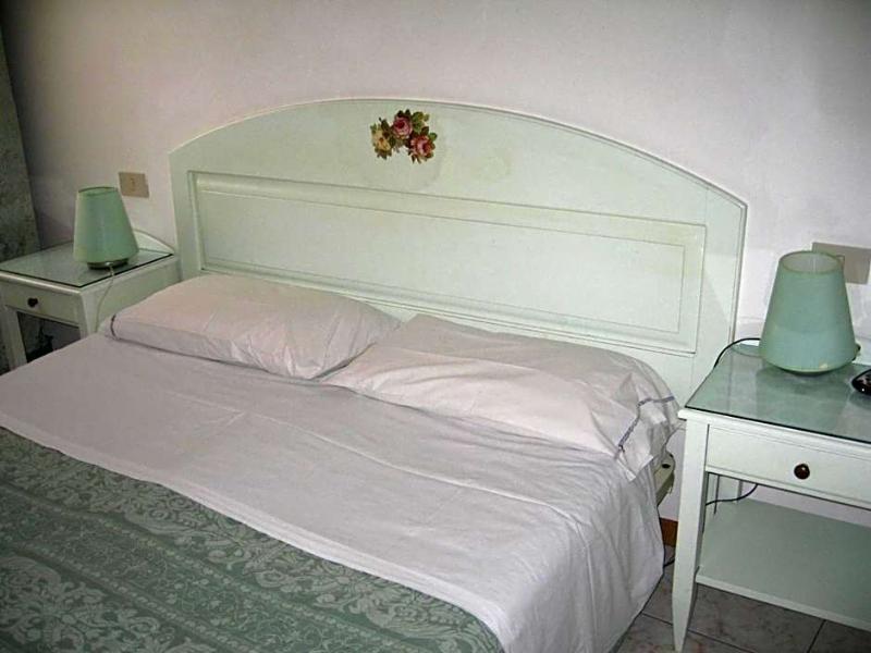 Adua Venezia image