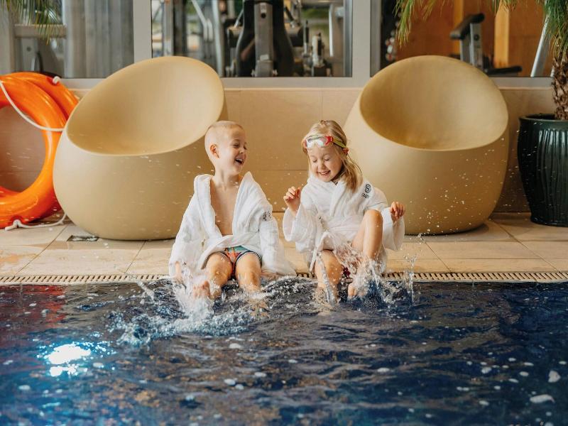 Sheraton Poznan image