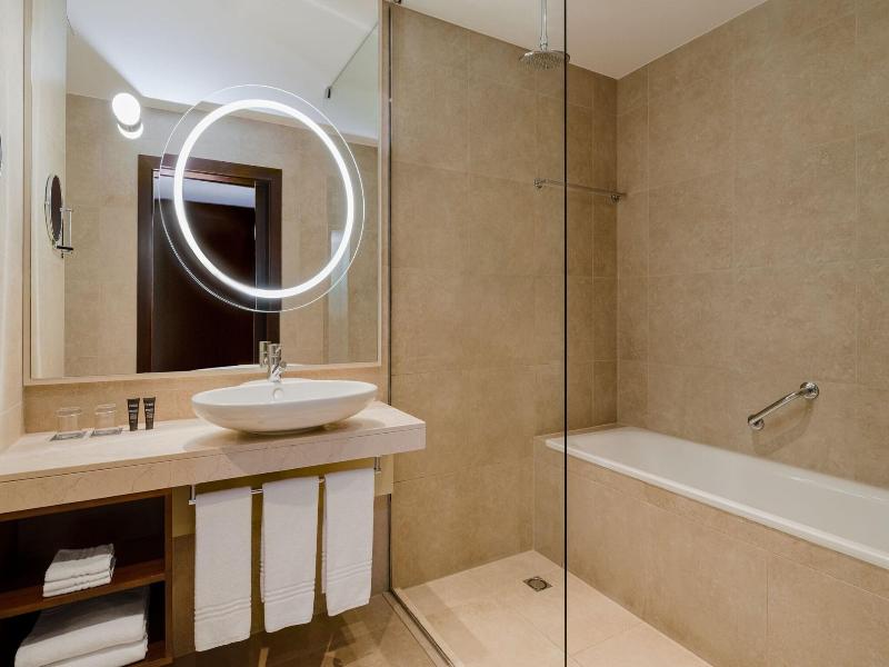 Sheraton Poznan image