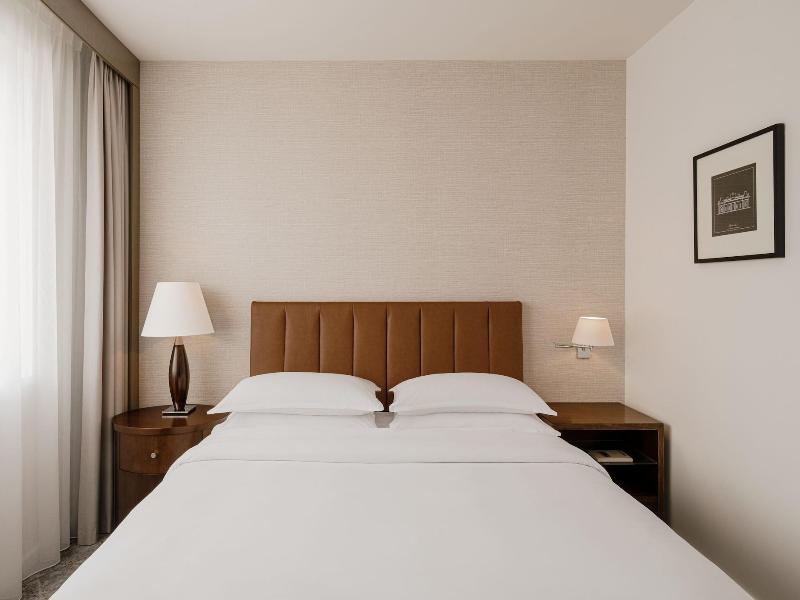 Sheraton Poznan image