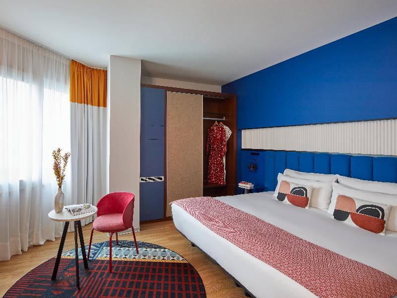 Hotel Indigo Barcelona Plaza Espana image
