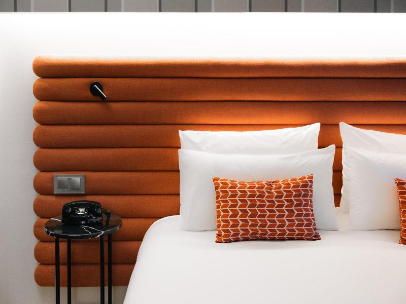 Hotel Indigo Barcelona Plaza Espana image