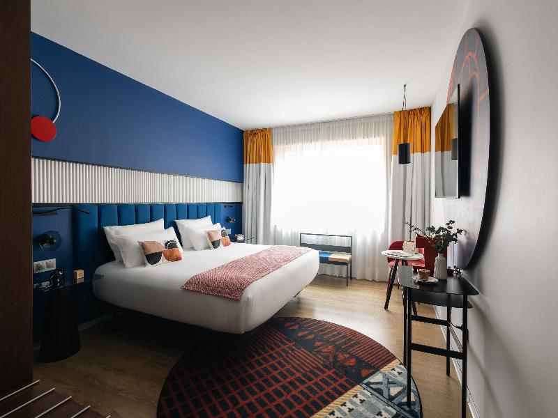 Hotel Indigo Barcelona Plaza Espana image