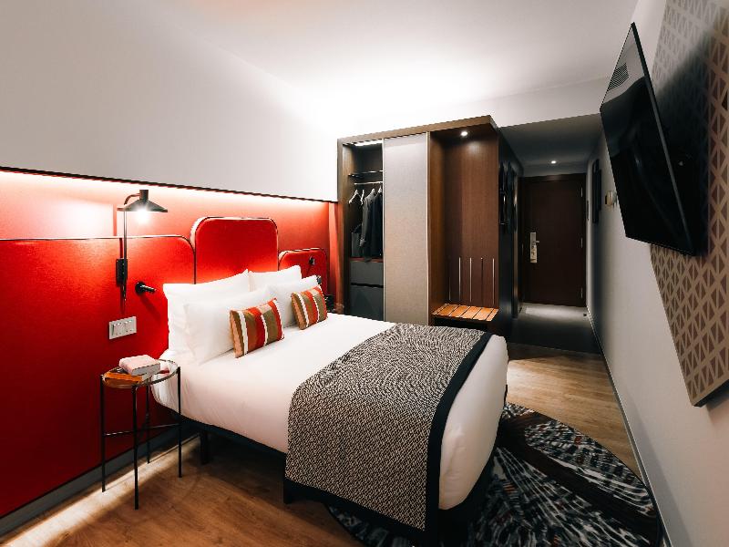 Hotel Indigo Barcelona Plaza Espana image