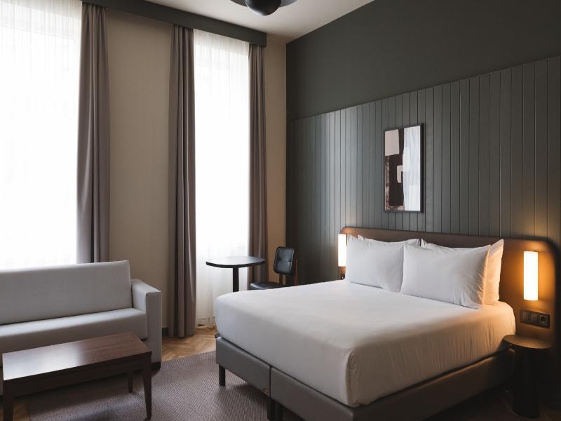 Honest Budapest by Chic&Basic image