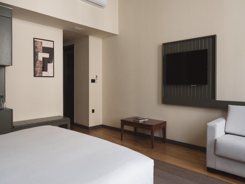 Honest Budapest by Chic&Basic image