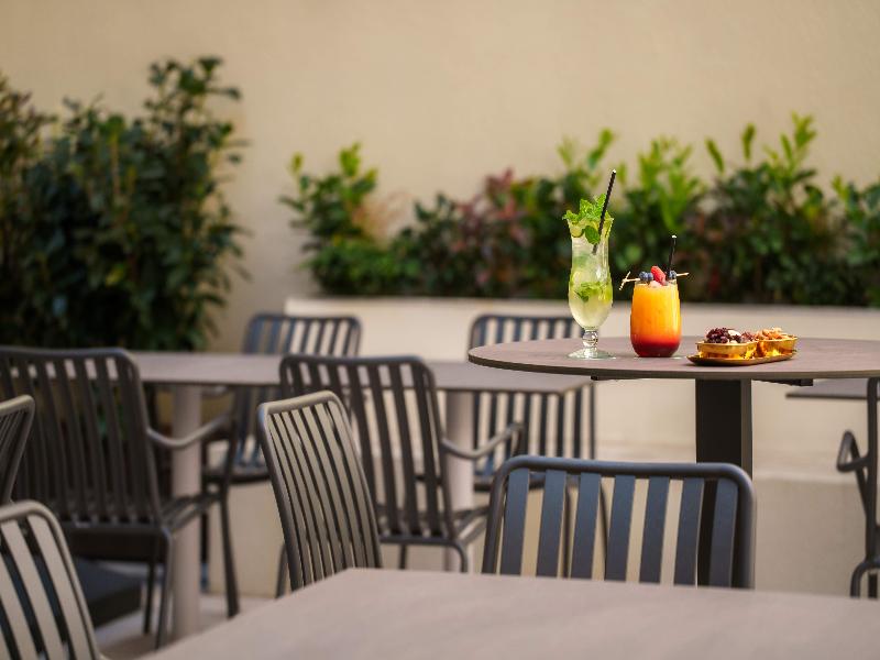 Honest Budapest by Chic&Basic image