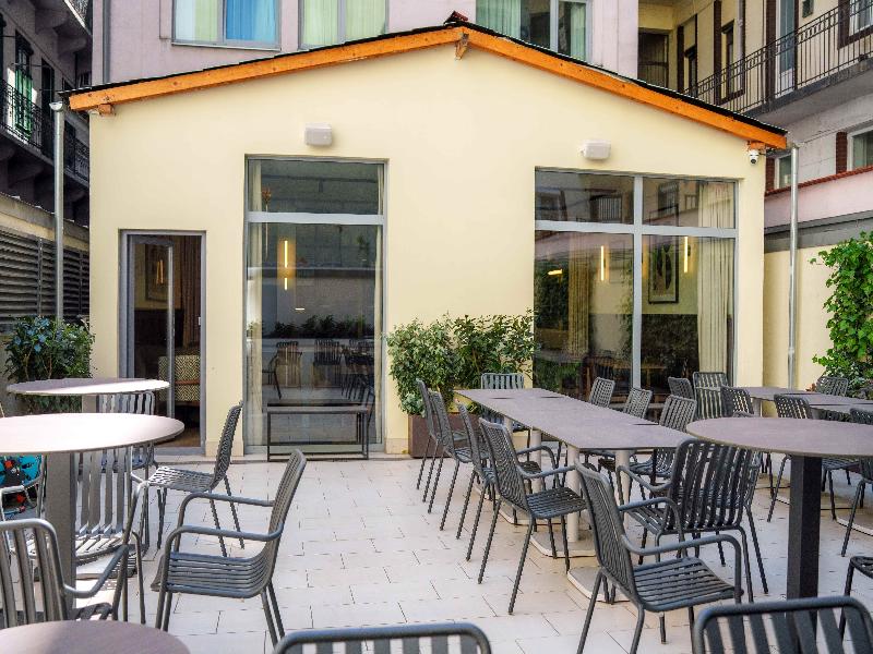 Honest Budapest by Chic&Basic image