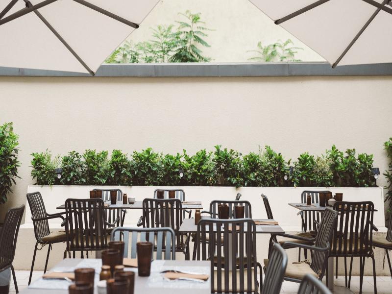 Honest Budapest by Chic&Basic image