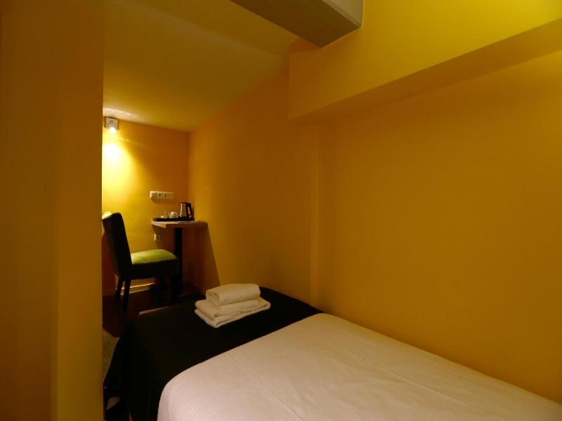 City Hotel Amsterdam image
