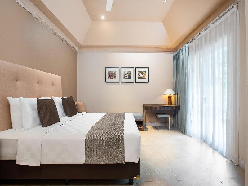 Aryaduta Lippo Village image