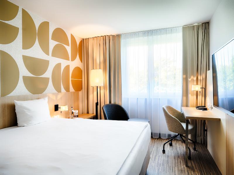 Welcome Hotel Paderborn image