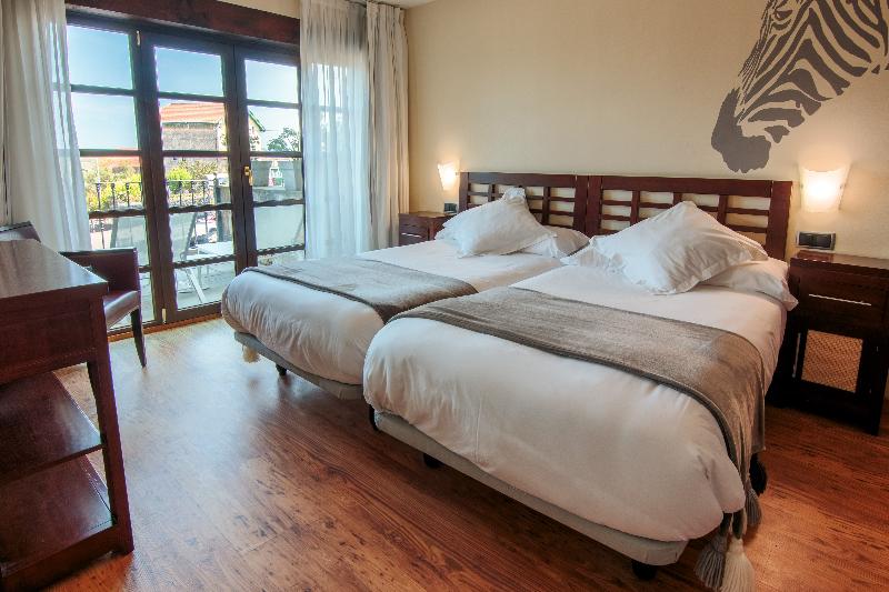Costa Esmeralda Apartamentos image