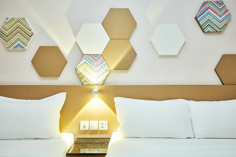 Ibis Budget Singapore Imperial image