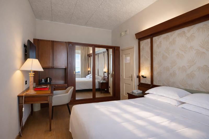 Grand Hotel Mediterranee image