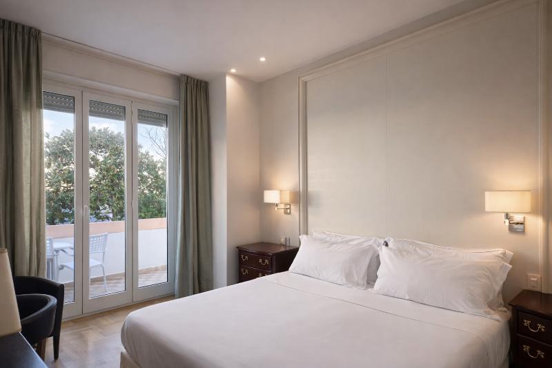 Grand Hotel Mediterranee image