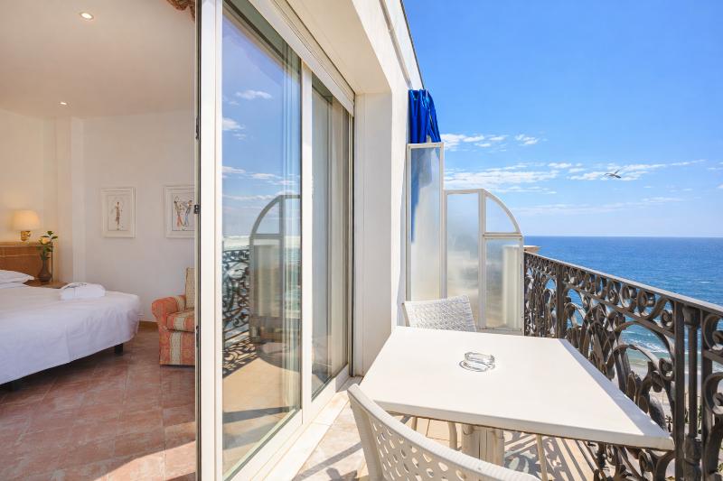 Grand Hotel Mediterranee image
