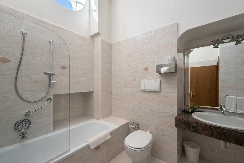 Grand Hotel Mediterranee image