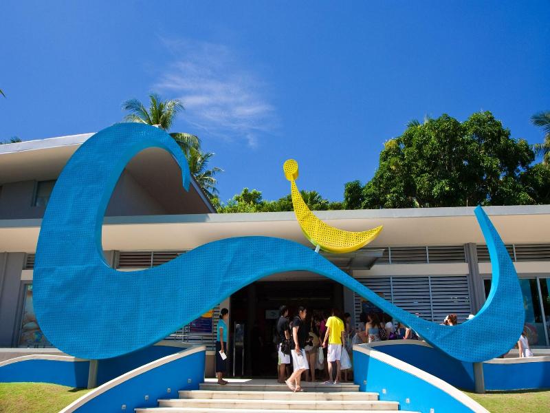 Fourteen Roses Legian Hotel image