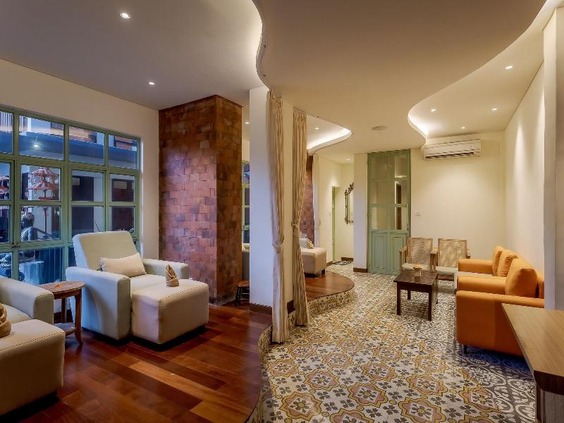 Fourteen Roses Legian Hotel image