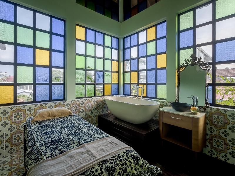 Fourteen Roses Legian Hotel image