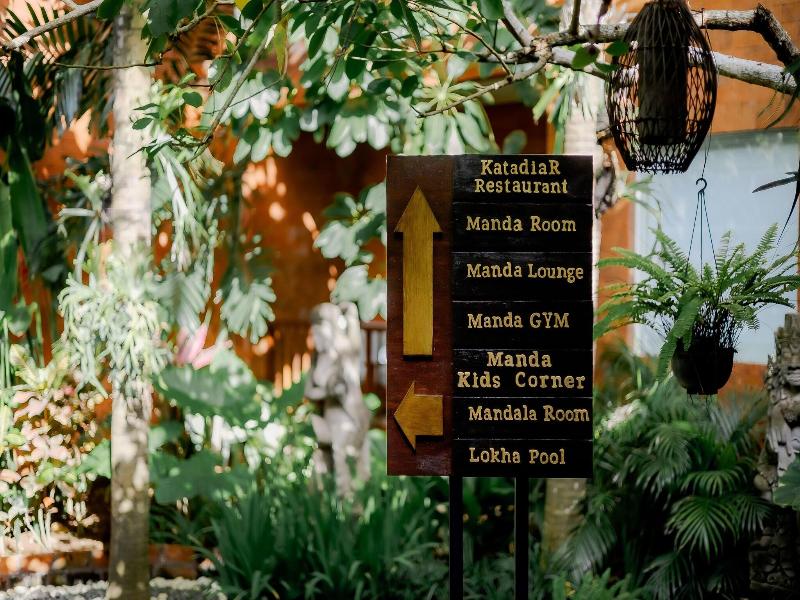Fourteen Roses Legian Hotel image