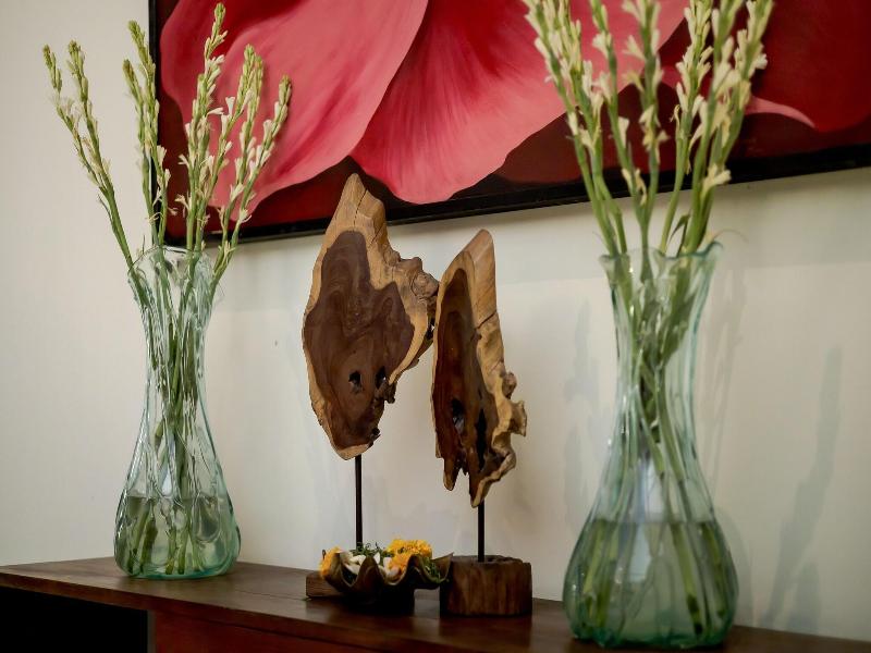 Fourteen Roses Legian Hotel image
