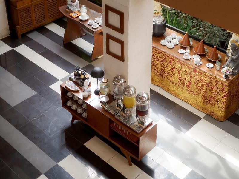 Fourteen Roses Legian Hotel image