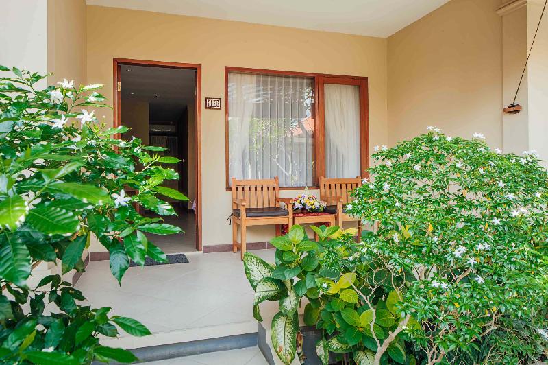 Kuta Puri Bungalows, Villas and Resort