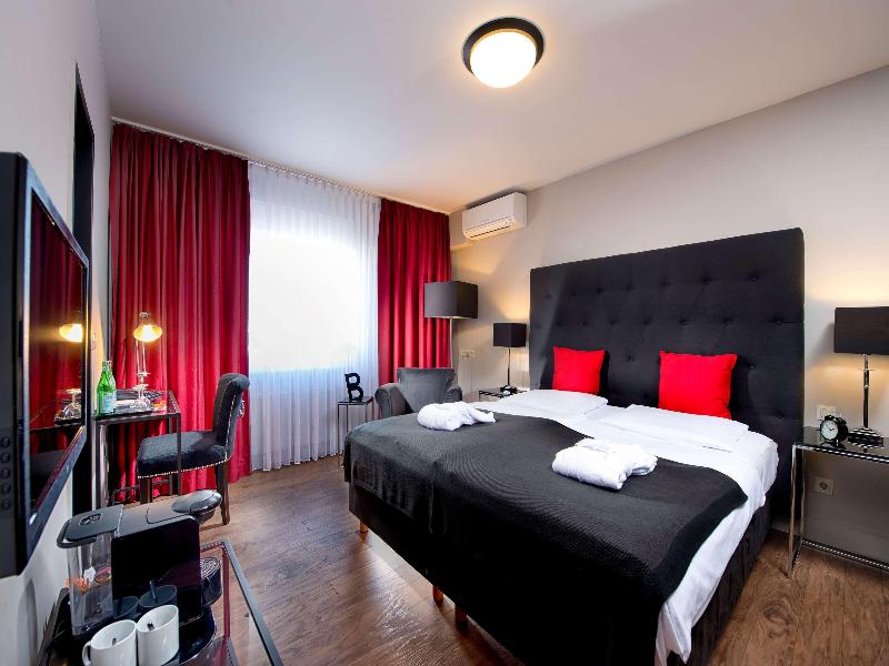 TRYP by Wyndham Bremen Airport image
