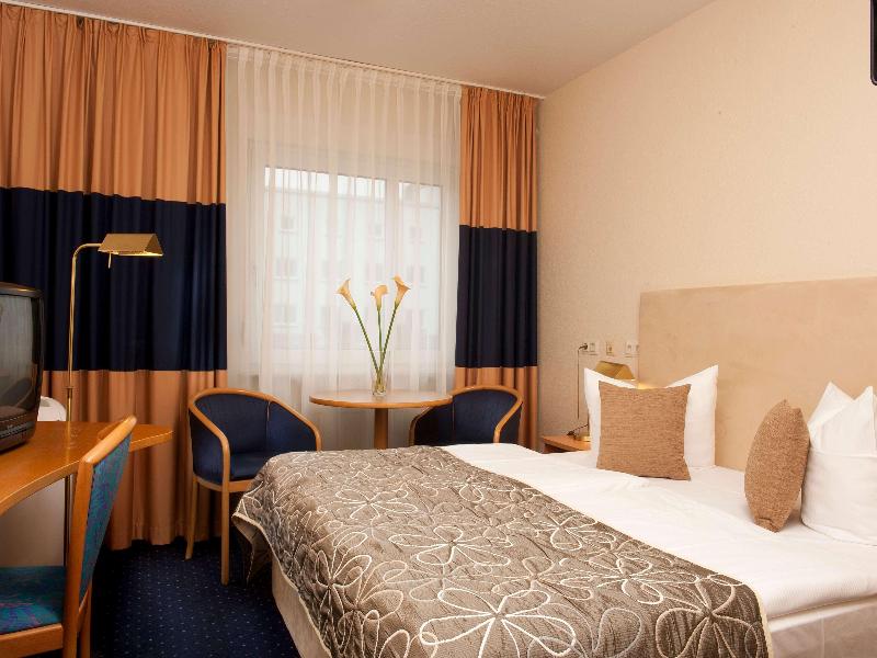 TRYP by Wyndham Bremen Airport image