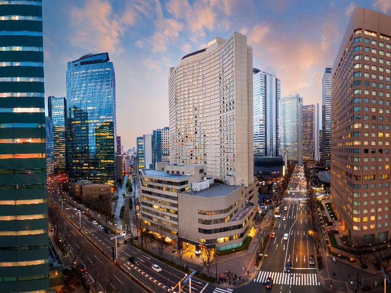 Hilton Tokyo image