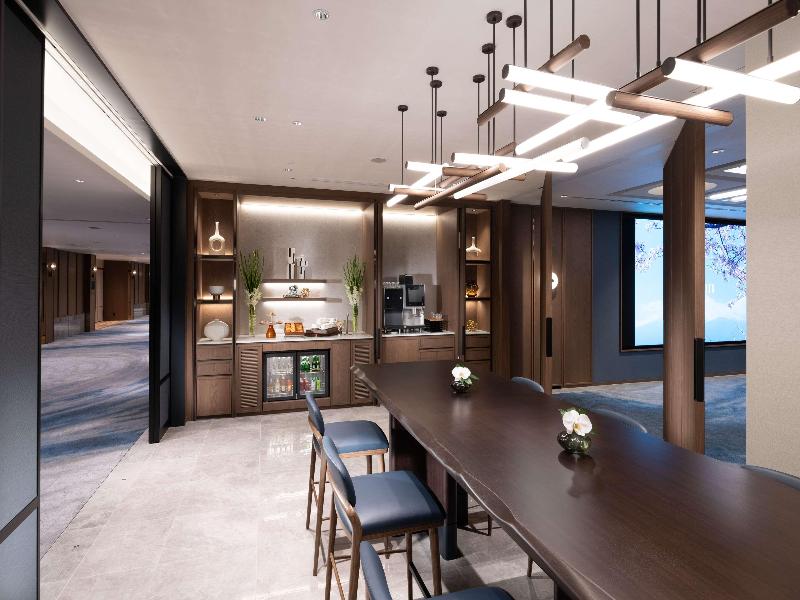 Hilton Tokyo image