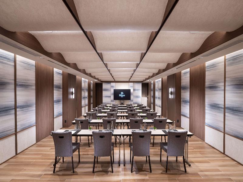 Hilton Tokyo image