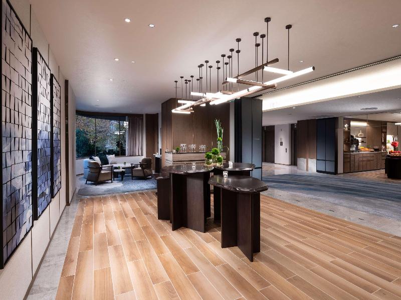 Hilton Tokyo image